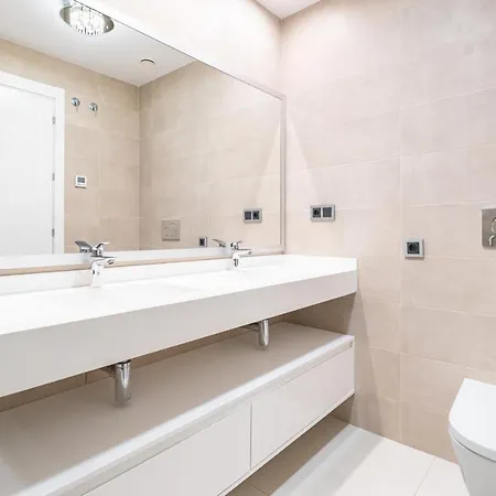 Sunset Drive 4-8 Poniente Beach * Μπένιντορμ
