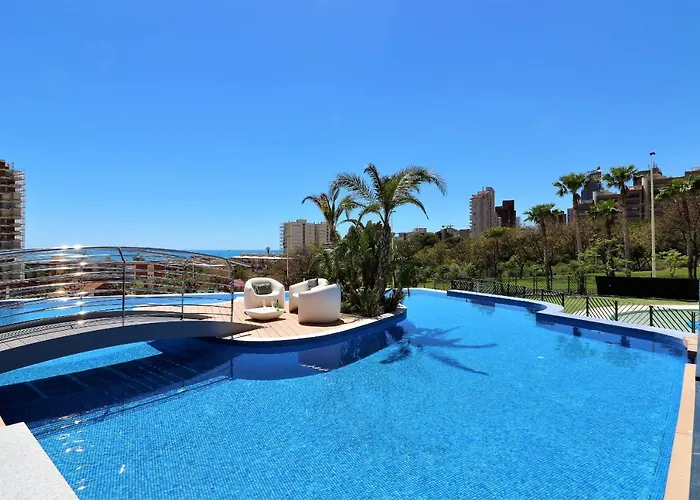Sunset Drive 4-8 Poniente Beach Apartment