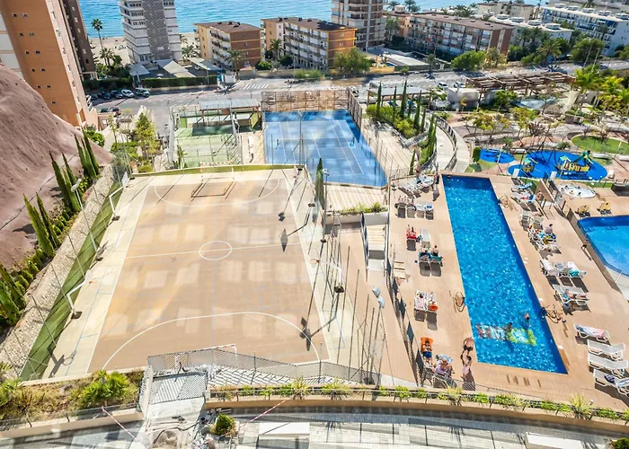 Sunset Drive 4-8 Poniente Beach