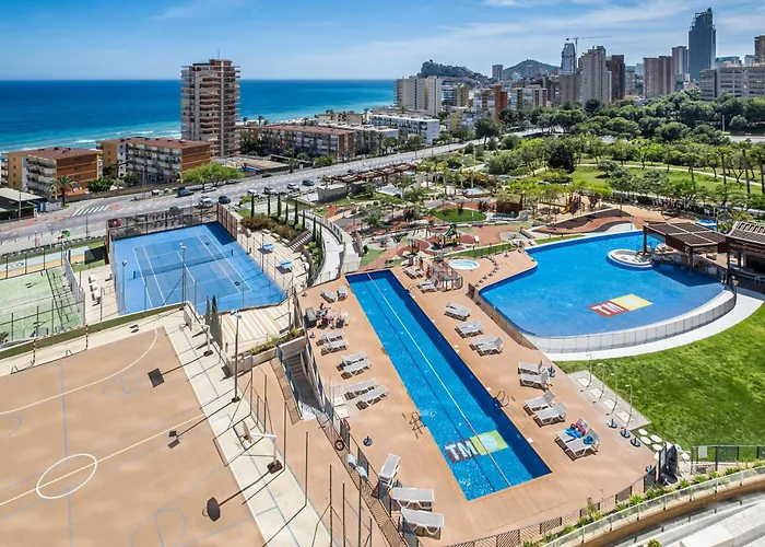 Sunset Drive 4-8 Poniente Beach * Benidorm